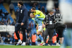 Pep Guardiola chia tay, Man City mở cuộc tháo chạy kinh hoàng