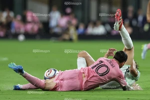 World Cup chưa đá, Messi đã gặp hạn lớn