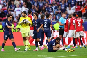 Tranh cãi gay gắt ở chung kết Champions League, trọng tài bị réo tên