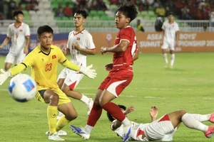 U-19 Việt Nam rơi vào “cửa tử” sau trận thua Indonesia