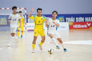 Vinh danh VOV 10 năm kiên trì gieo mầm cho Futsal Việt Nam