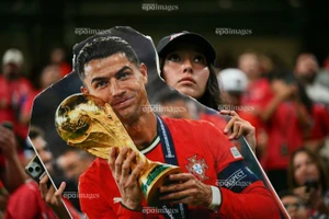 Sốc: Colombia thắng nhẹ Congo, Ronaldo có nguy cơ bị loại sớm 