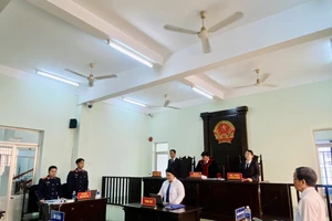 quăng điện thoại vì sợ định vị