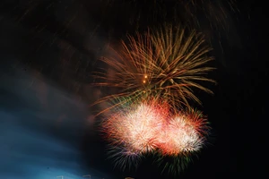 Đề nghị cấm đốt pháo hoa dịp Tết: Không hợp lòng dân!