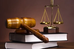 môi giới bán dâm con gái