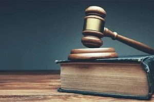 quyết định nhắc nhở, người lao động thắng kiện