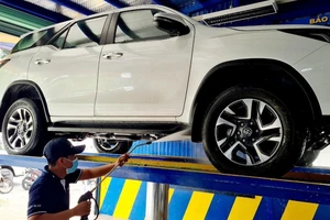 Cách tiết kiệm nhiên liệu tốt hơn cho ô tô trong thời điểm xăng tăng giá