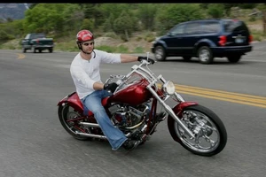 Kinh nghiệm và cách dừng xe mô tô côn tay để không bị hư hỏng máy