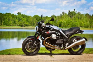 Mô tô được trang bị đèn LED cao cấp nhất chưa dòng xe nào có