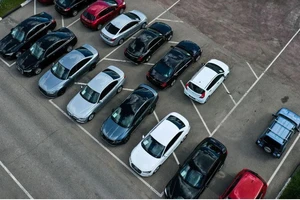 3 lý do khiến ô tô chạy xăng trong thành phố tốn hơn so với đường cao tốc