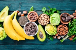 Ăn các loại hạt và rau lá xanh này có thể giúp bộ não khỏe mạnh hơn