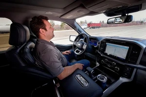 Ford cho phép khách hàng dùng thử chế độ lái rảnh tay trong 90 ngày