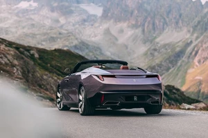 Chiêm ngưỡng xe Rolls-Royce Droptail đeo đá quý, được sản xuất 4 chiếc