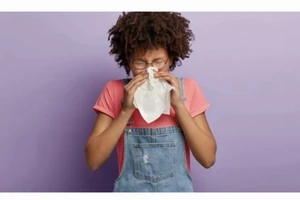 Thực phẩm giúp giảm triệu chứng hắt hơi và chảy nước mũi mùa lạnh cuối năm