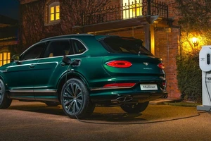 Sạc ô tô điện tại nhà có rẻ hơn so với sạc tại trạm công cộng?