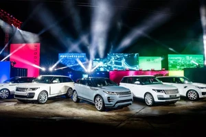 Toyota, JLR, Nissan đã đề nghị Chính phủ Anh nới lỏng các quy định về xe điện