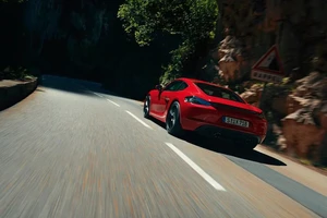 4 mẫu xe có mức khấu hao thấp nhất thị trường