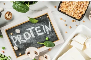 6 món ăn nhẹ giàu protein giúp bạn tràn đầy năng lượng cả ngày