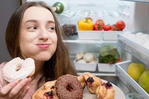 Đây là 5 lý do khiến bạn luôn thèm đường