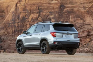 Honda ép các đại lý cắt giảm lợi nhuận và giảm một nửa dịch vụ miễn phí