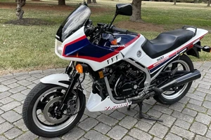 Mẫu xe máy thể thao cổ điển của Honda đã tăng vọt về giá trị