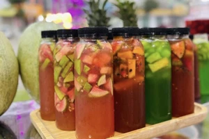 Bổ sung nước trong mùa hè bằng các loại đồ uống này