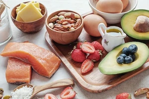 Những loại thực phẩm giàu protein, ít carb tốt nhất cho sức khỏe