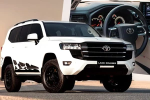 Toyota Land Cruiser 300 có phiên bản đặc biệt lấy cảm hứng từ xe đua
