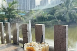 Thời điểm nào không thích hợp để uống trà hoặc cà phê?