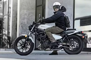 Những xe mô tô mạnh mẽ nhất dưới 250 triệu đồng