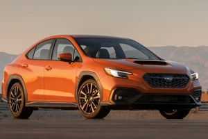 Top mẫu xe cơ bản tốt như phiên bản cao cấp