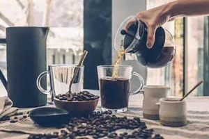 Vì sao uống trà có thể làm giảm nguy cơ đột quỵ?