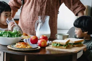 Cách tăng cường miễn dịch cho trẻ trong mùa lạnh cuối năm