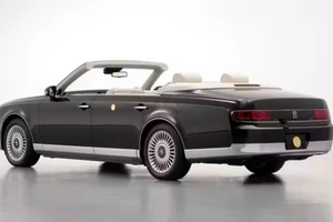 Chiêm ngưỡng tuyệt phẩm Toyota Century mui trần, đỉnh cao chế tác thủ công Nhật Bản