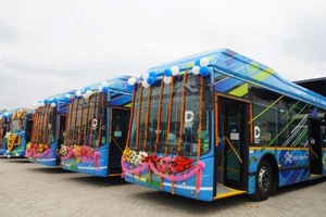 Ấn Độ công bố chính sách xe điện và tăng sử dụng xe điện lên 95% vào 2027