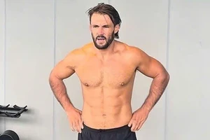 Thực phẩm cần tránh để sở hữu cơ bụng săn chắc