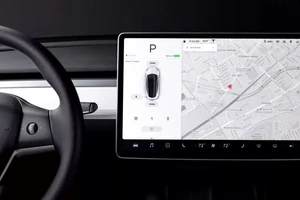 Hãng xe điện Tesla bị kiện vì nghi vấn dùng phần mềm 'thổi phồng' số km, né tránh bảo hành