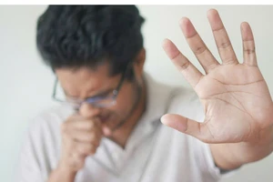 Bảo vệ sức khỏe trong mùa mưa với 7 mẹo giúp ngăn ngừa virus