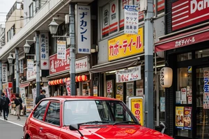 Các hãng xe Nhật Bản đặt cược vào nhiên liệu sạch từ cỏ và giấy