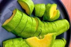 5 điều đáng kinh ngạc xảy ra khi bạn ăn một quả bơ mỗi ngày