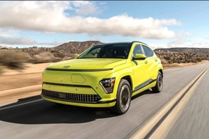 Chỉ từ 700 triệu: Lộ diện 8 mẫu xe điện 2025 đáng mua hơn xe xăng