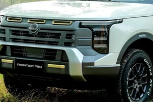 Xe bán tải hybrid Nissan gây sốc với giá chỉ 660 triệu đồng