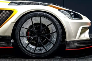 Xuất hiện bản độ Honda 25 năm tuổi đạt 10.000 vòng/phút, mạnh gần 600 mã lực