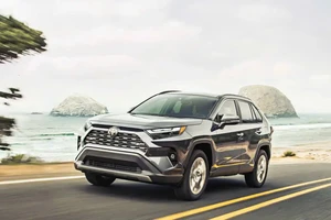 Chi phí sở hữu 5 SUV bán chạy sau 5 năm: Toyota đứng vị trí khó tin