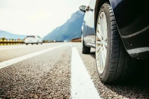 6 mẹo đơn giản giúp bạn lái xe giỏi hơn ngay lập tức