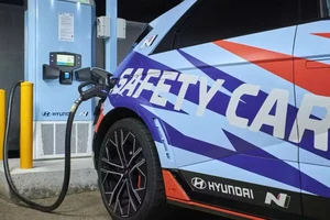 Công nghệ mới hứa hẹn xe điện sạc nhanh 68%, chỉ mất 10 phút