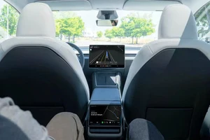 Tesla mang Robotaxi đến Arizona: Có tự lái hoàn toàn như lời Elon Musk?