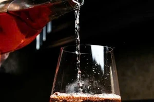 Uống rượu bia bao nhiêu là an toàn cho gan và não?