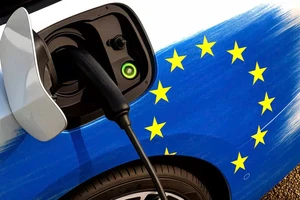 Lệnh cấm xe động cơ đốt trong của EU đứng trước nguy cơ thay đổi