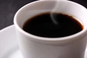 Uống cà phê đen thế nào để không lo huyết áp và tim mạch?